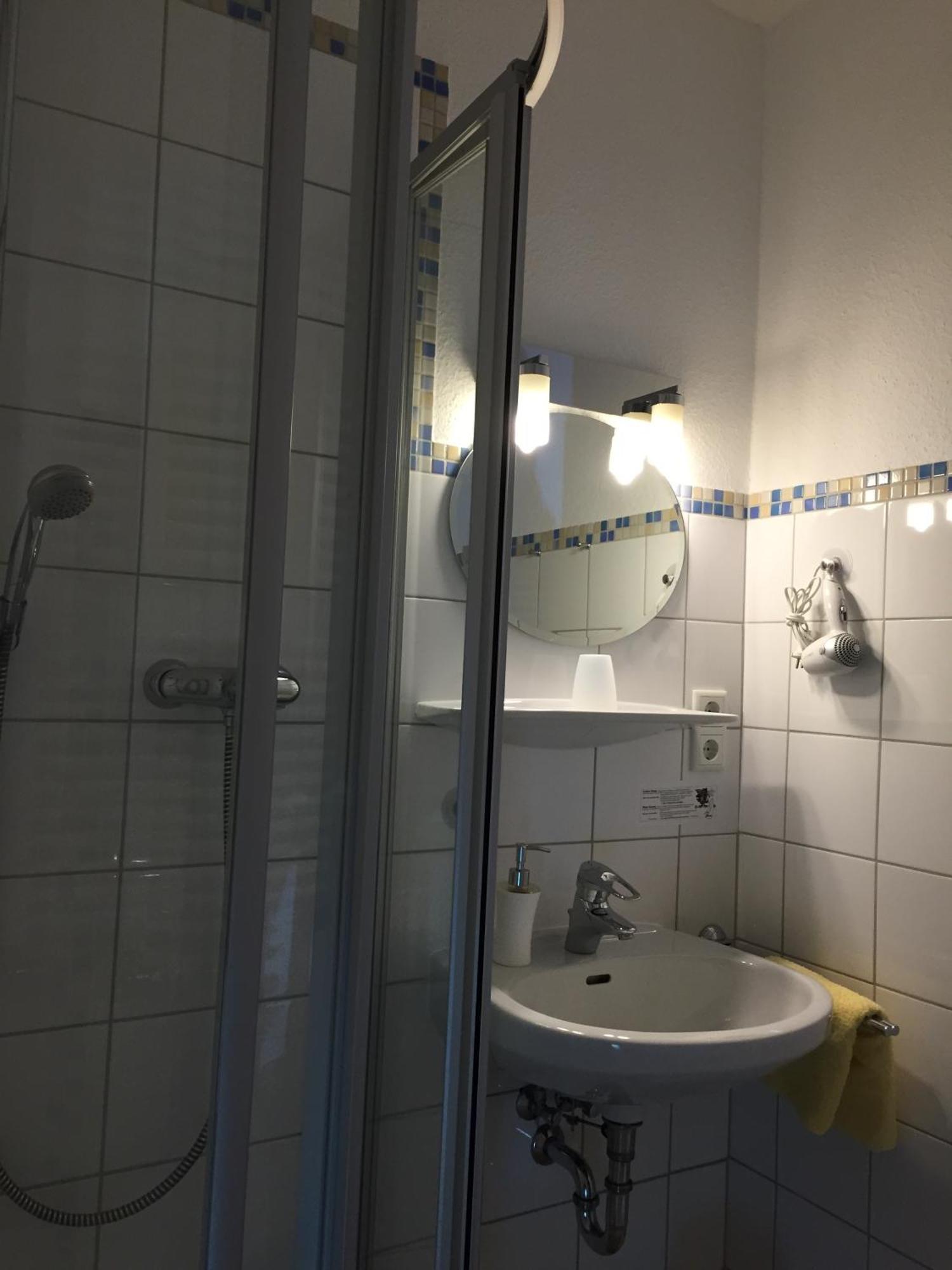 Thermen Hotel Pension Villa Holstein Bad Salzuflen Room photo
