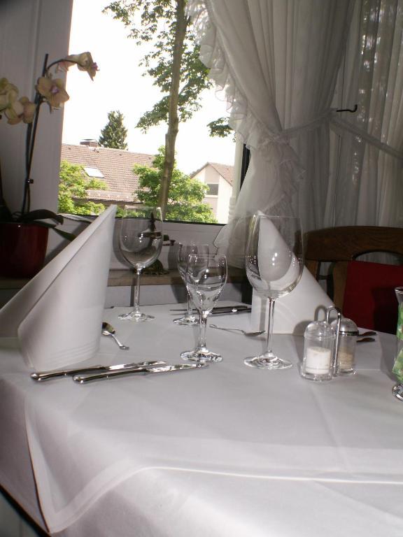 Thermen Hotel Pension Villa Holstein Bad Salzuflen Exterior photo